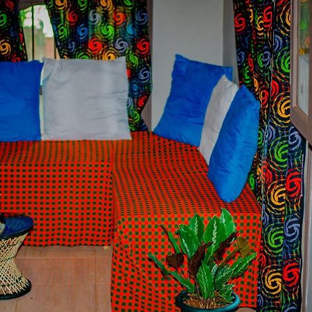Hostel Kiliwood Moshi Exterior foto